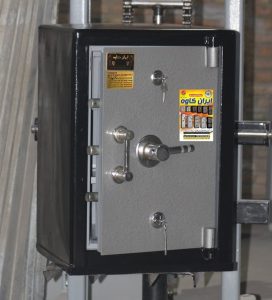 Buy and price of safe 720 key lock